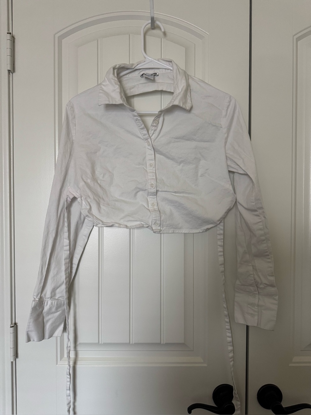 Fashion Nova White Cropped Button-Down Shirt